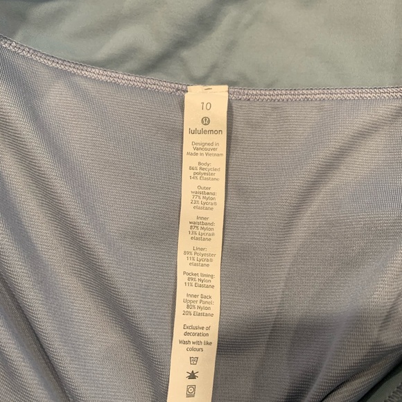 Lululemon high rise speed up shorts in size 10 - Picture 6 of 7